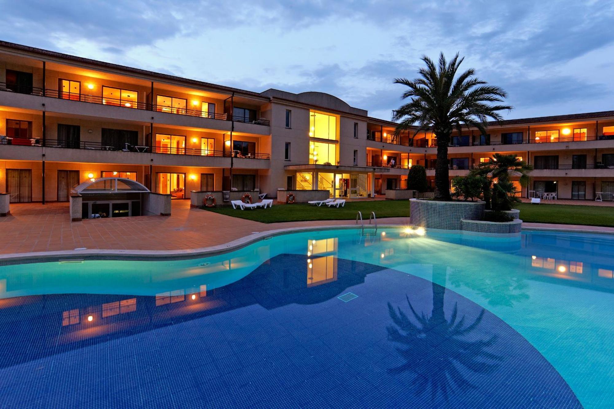 Aparthotel Golf Beach Pals Dış mekan fotoğraf
